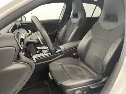 Photo 46 Mercedes Classe A  250 e 8G-DCT