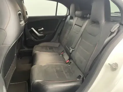 Photo 15 Mercedes Classe A  250 e 8G-DCT