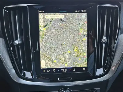 Photo 16 Volvo V60  B4 197 ch Geartronic 8