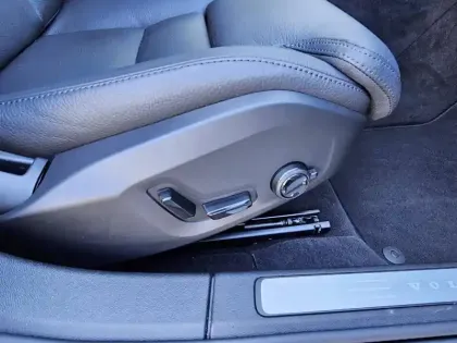 Photo 5 Volvo V60  B4 197 ch Geartronic 8