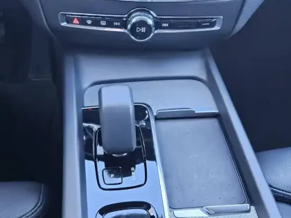 Photo 13 Volvo V60  B4 197 ch Geartronic 8