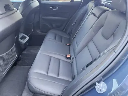 Photo 15 Volvo V60  B4 197 ch Geartronic 8