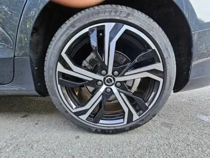 Photo 20 Volvo V60  B4 197 ch Geartronic 8