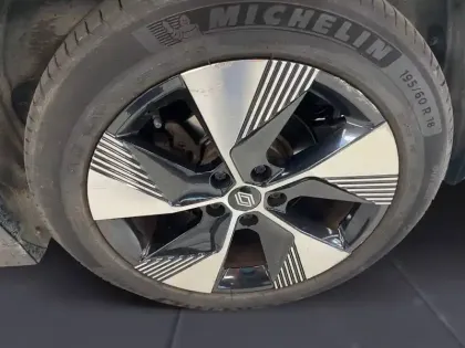 Photo 8 Renault Megane  E-Tech EV40 130ch standard charge