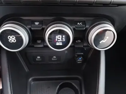 Photo 31 Dacia Duster  Blue dCi 115 4x2