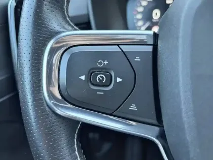 Photo 8 Volvo Xc40  T5 Recharge 180+82 ch DCT7