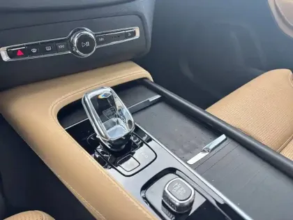 Photo 24 Volvo Xc90  Recharge T8 AWD 310+145 ch Geartronic 8 7pl