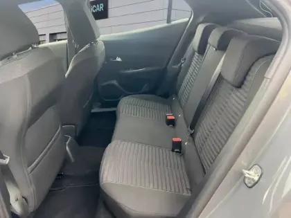 Photo 9 Peugeot 2008  PureTech 100 S&S BVM6