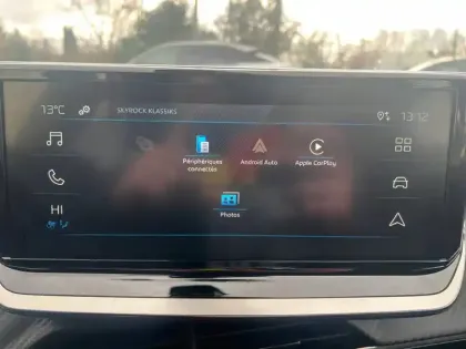 Photo 33 Peugeot 2008  PureTech 100 S&S BVM6