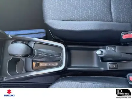 Photo 8 Suzuki Swift  1.2 Dualjet Hybrid Auto