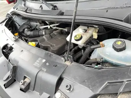 Photo 39 Renault Master  FGN TRAC F3500 L2H2 BLUE DCI 135