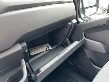 Photo 41 Renault Master  FGN TRAC F3500 L2H2 BLUE DCI 135