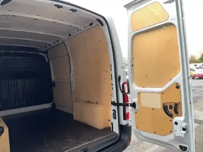 Photo 89 Renault Master  FGN TRAC F3500 L2H2 BLUE DCI 135