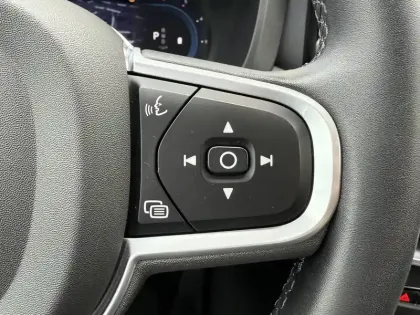 Photo 10 Volvo Xc60  B4 197 ch Geartronic 8