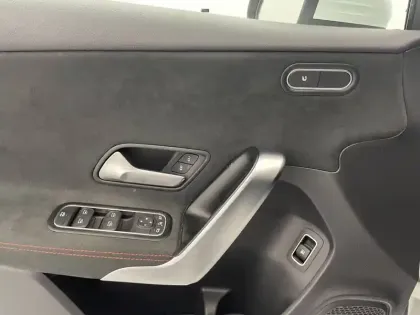 Photo 88 Mercedes Classe A  250 e 8G-DCT