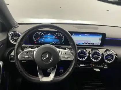 Photo 21 Mercedes Classe A  250 e 8G-DCT