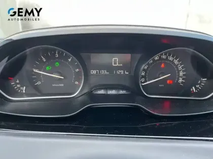 Photo 17 Peugeot 208  BlueHDi 100ch S&S BVM5