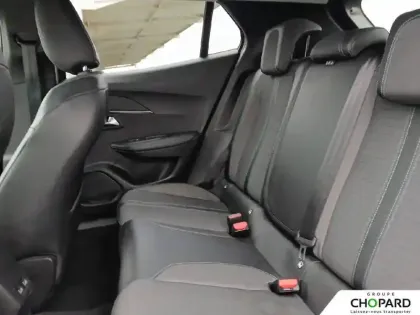 Photo 17 Peugeot 2008  PureTech 130 S&S EAT8