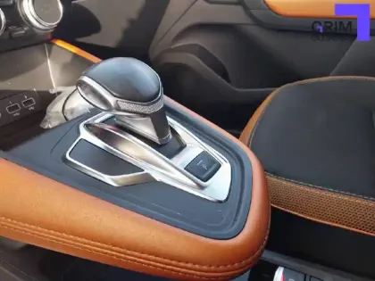 Photo 9 Renault Captur  TCe 130 EDC FAP