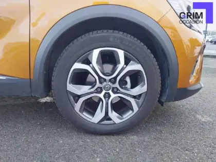 Photo 15 Renault Captur  TCe 130 EDC FAP