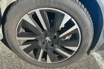 Photo 12 Peugeot 2008  Moteur électrique 136 ch