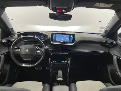 Photo 47 Peugeot 2008  Moteur électrique 136 ch