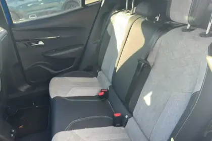 Photo 9 Peugeot 2008  Moteur électrique 136 ch