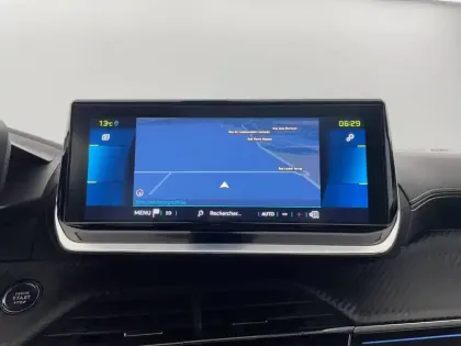 Photo 42 Peugeot 2008  Moteur électrique 136 ch