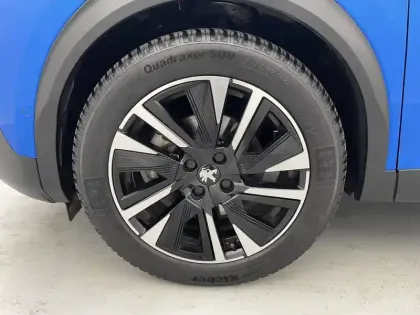 Photo 39 Peugeot 2008  Moteur électrique 136 ch