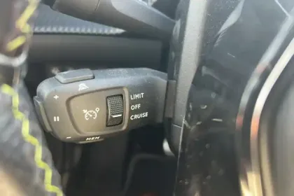 Photo 18 Peugeot 2008  Moteur électrique 136 ch