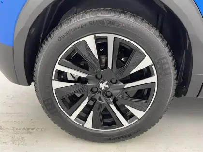 Photo 41 Peugeot 2008  Moteur électrique 136 ch