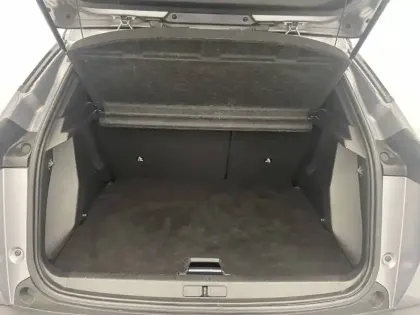 Photo 39 Peugeot 2008  PureTech 130 S&S EAT8