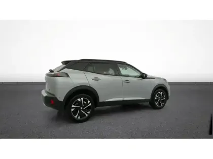 Photo 35 Peugeot 2008  PureTech 130 S&S EAT8