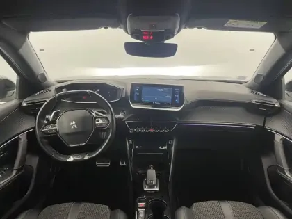 Photo 51 Peugeot 2008  PureTech 130 S&S EAT8