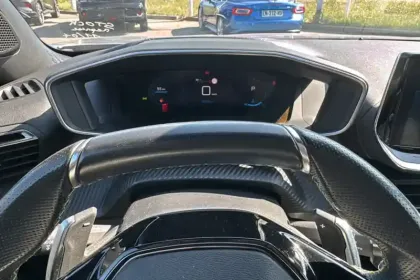 Photo 8 Peugeot 2008  PureTech 130 S&S EAT8