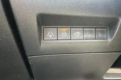 Photo 22 Peugeot 2008  PureTech 130 S&S EAT8