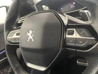 Photo 55 Peugeot 2008  PureTech 130 S&S EAT8