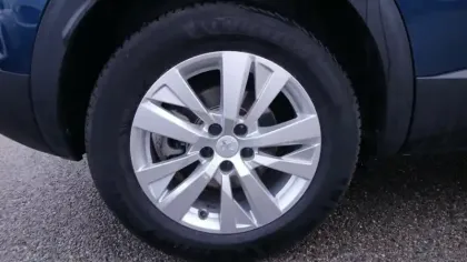 Photo 48 Peugeot 3008  Hybrid 136 e-DCS6