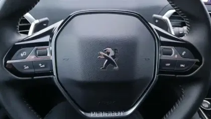 Photo 18 Peugeot 3008  Hybrid 136 e-DCS6