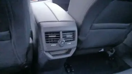 Photo 67 Peugeot 3008  Hybrid 136 e-DCS6