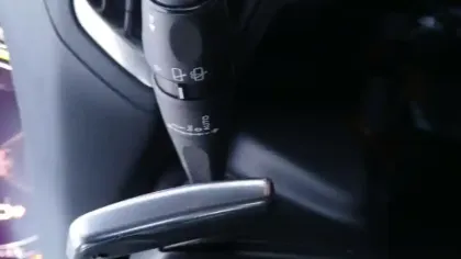 Photo 29 Peugeot 3008  Hybrid 136 e-DCS6