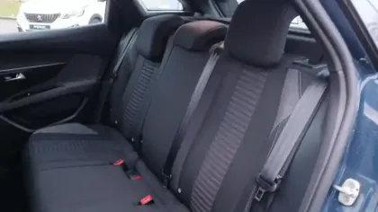 Photo 10 Peugeot 3008  Hybrid 136 e-DCS6