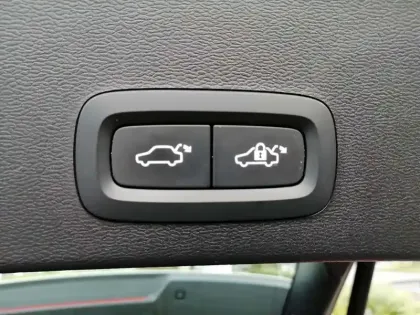 Photo 8 Volvo Xc40  B3 163 ch DCT7