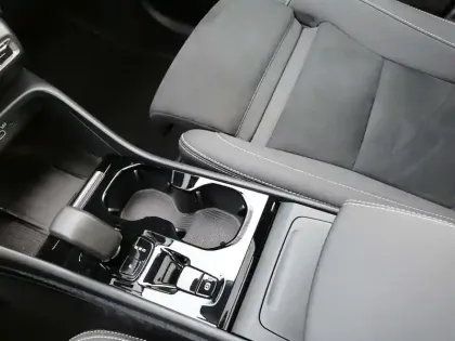 Photo 15 Volvo Xc40  B3 163 ch DCT7