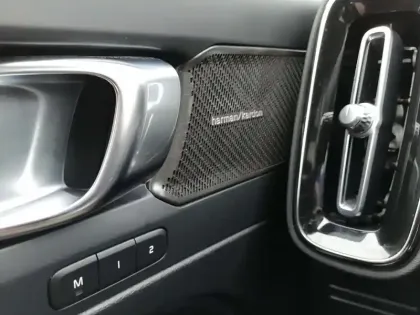 Photo 14 Volvo Xc40  B3 163 ch DCT7