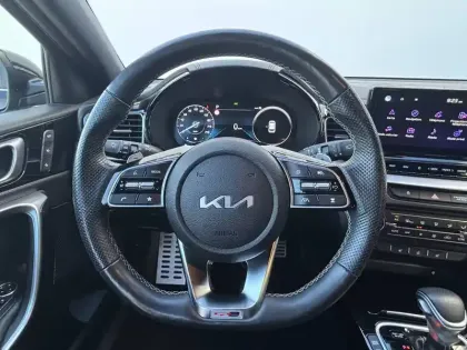 Photo 7 Kia Ceed  SW 1.6 CRDi 136 ch MHEV DCT7