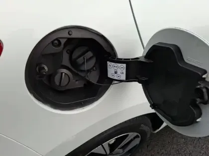 Photo 8 Renault Clio  TCe 100 GPL - 21