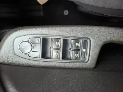 Photo 40 Renault Clio  TCe 100 GPL - 21