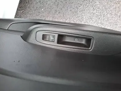 Photo 18 Renault Clio  TCe 100 GPL - 21