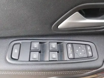 Photo 23 Dacia Duster  Blue dCi 115 4x2